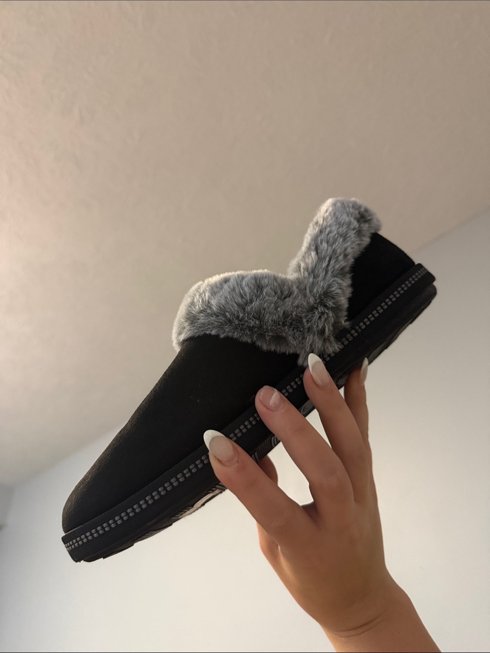 Skechers Womens Cozy Campfire Fresh Toast Vegan Slippers - Picture 7 of 10